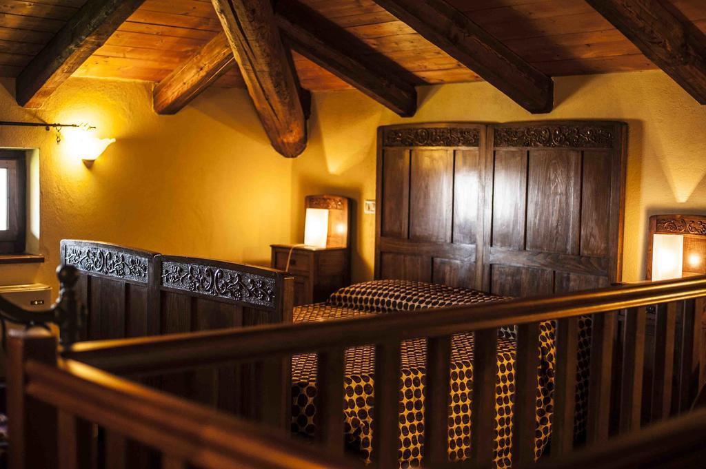 Azienda Agrituristica Alcastle Montabone Екстериор снимка