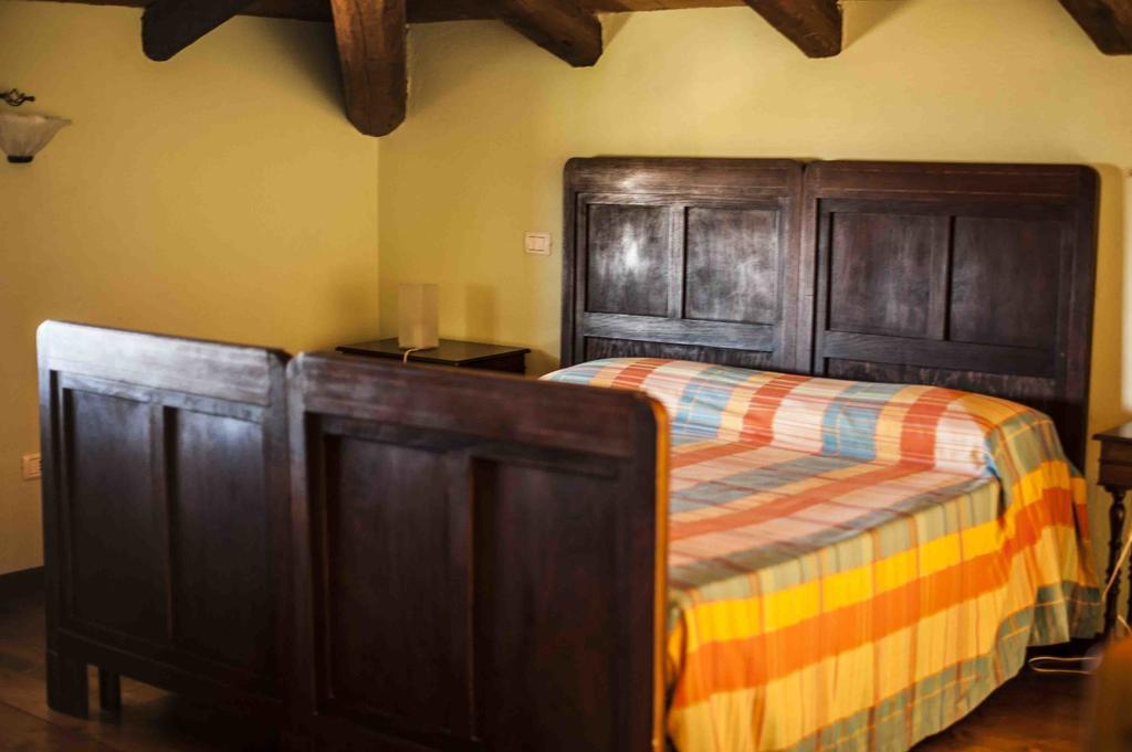 Azienda Agrituristica Alcastle Montabone Екстериор снимка