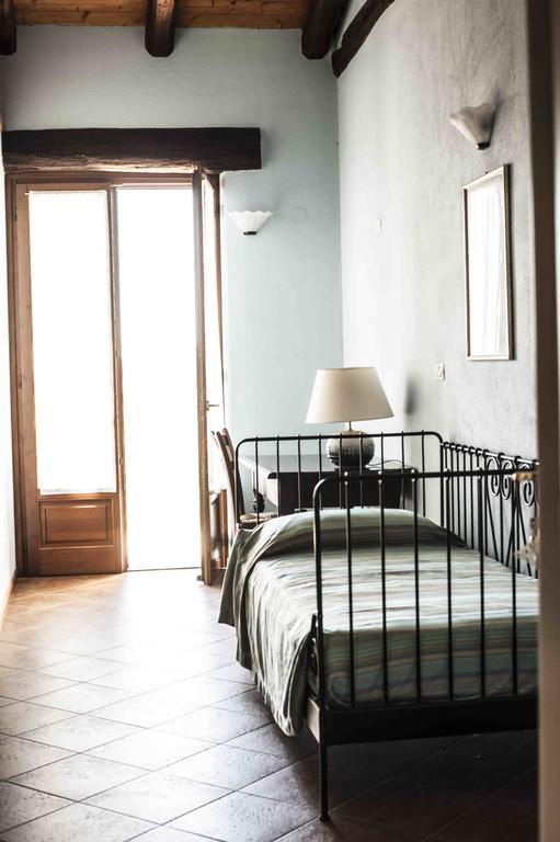 Azienda Agrituristica Alcastle Montabone Екстериор снимка