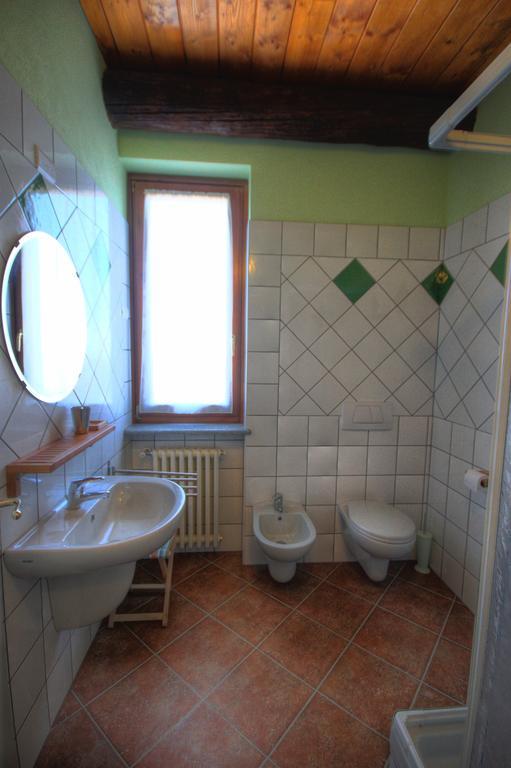 Azienda Agrituristica Alcastle Montabone Екстериор снимка